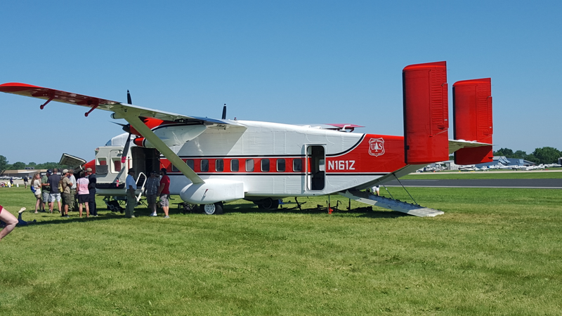 OK, so the Shorts isn’t the prettiest airplane in the world, but it does its job.
